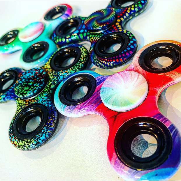 Krazy Spinner Rainbow Edition